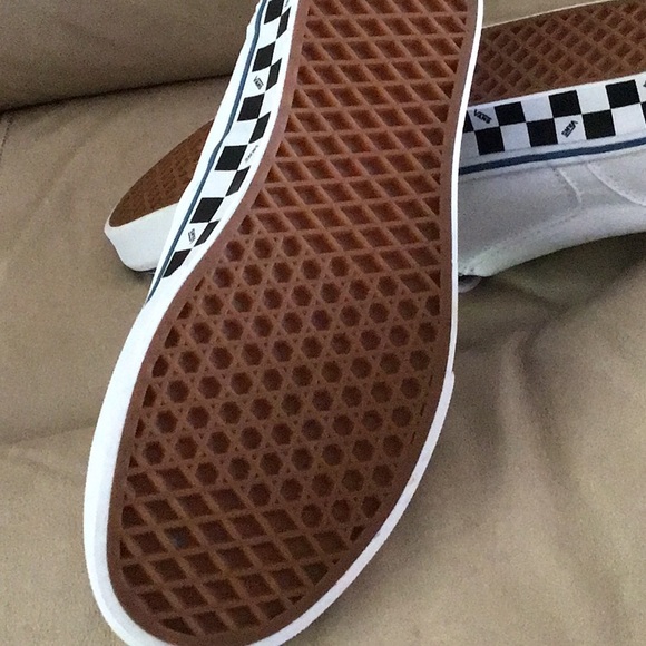 Vans Men's White Slip-On Sneakers with Checkered Sole size 11.5 - Picture 7 of 8